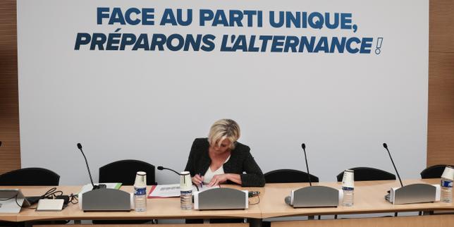 La stratégie du RN pour mettre le gouvernement Barnier au service de ses idées thumbnail