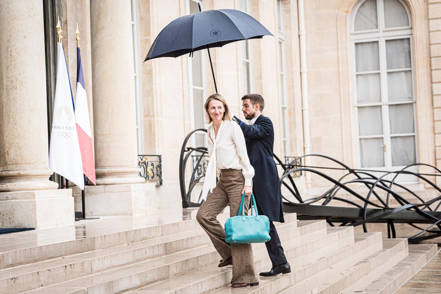 Avec la nouvelle ministre du travail Astrid PanosyanBouvet, des syndicats entre bienveillance