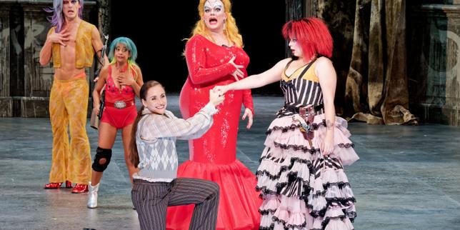 Au Palais Garnier, à Paris, des « Brigands » clownesques et assommants