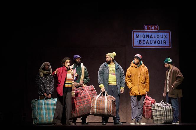 « Passeport », écrit et mis en scène par Alexis Michalik, au Théâtre de la Renaissance, à Paris, le 22 janvier 2024.