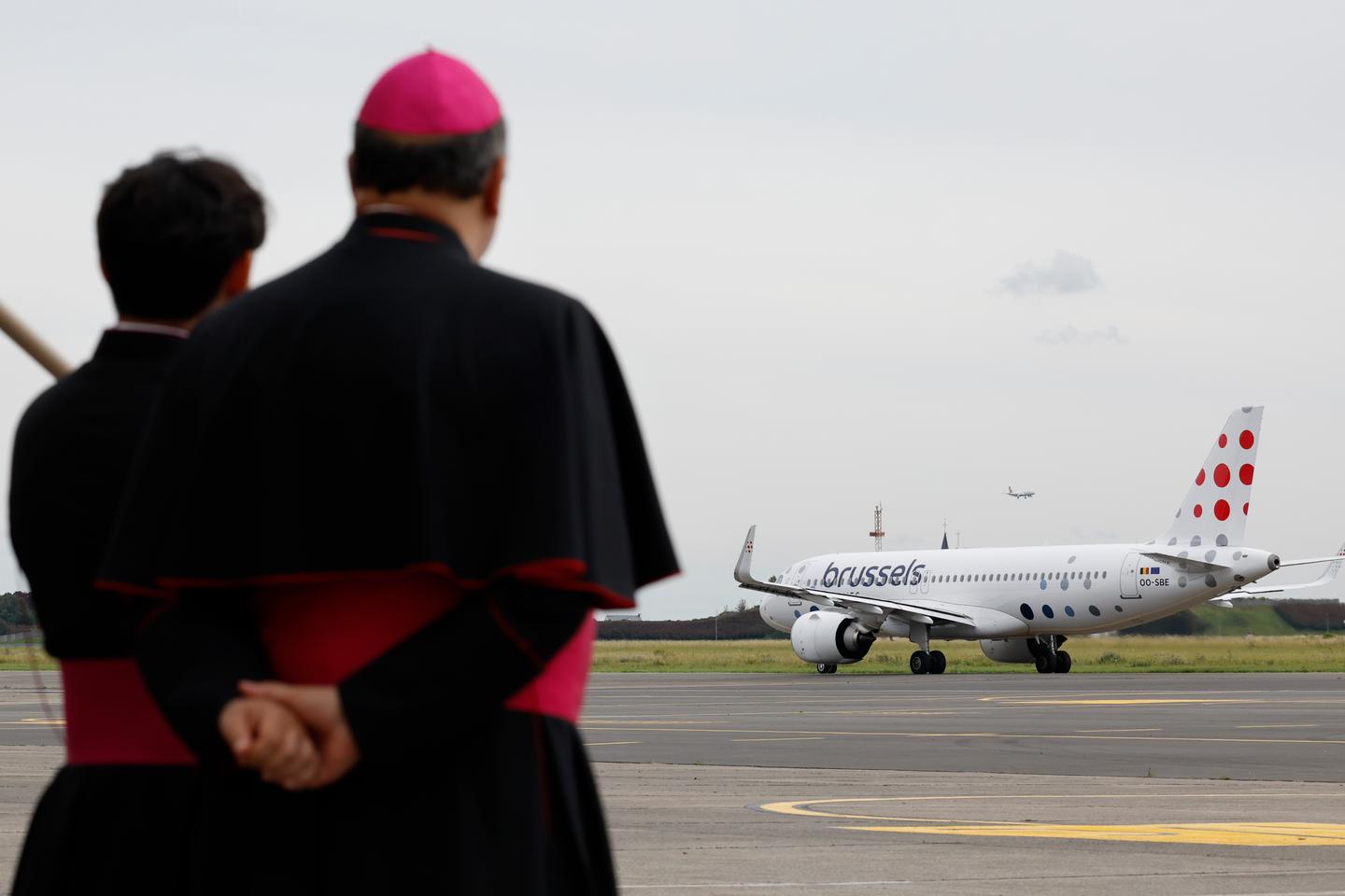 In Belgium, the pope calling abortion doctors 'hitmen' sparks a wave of debaptisms