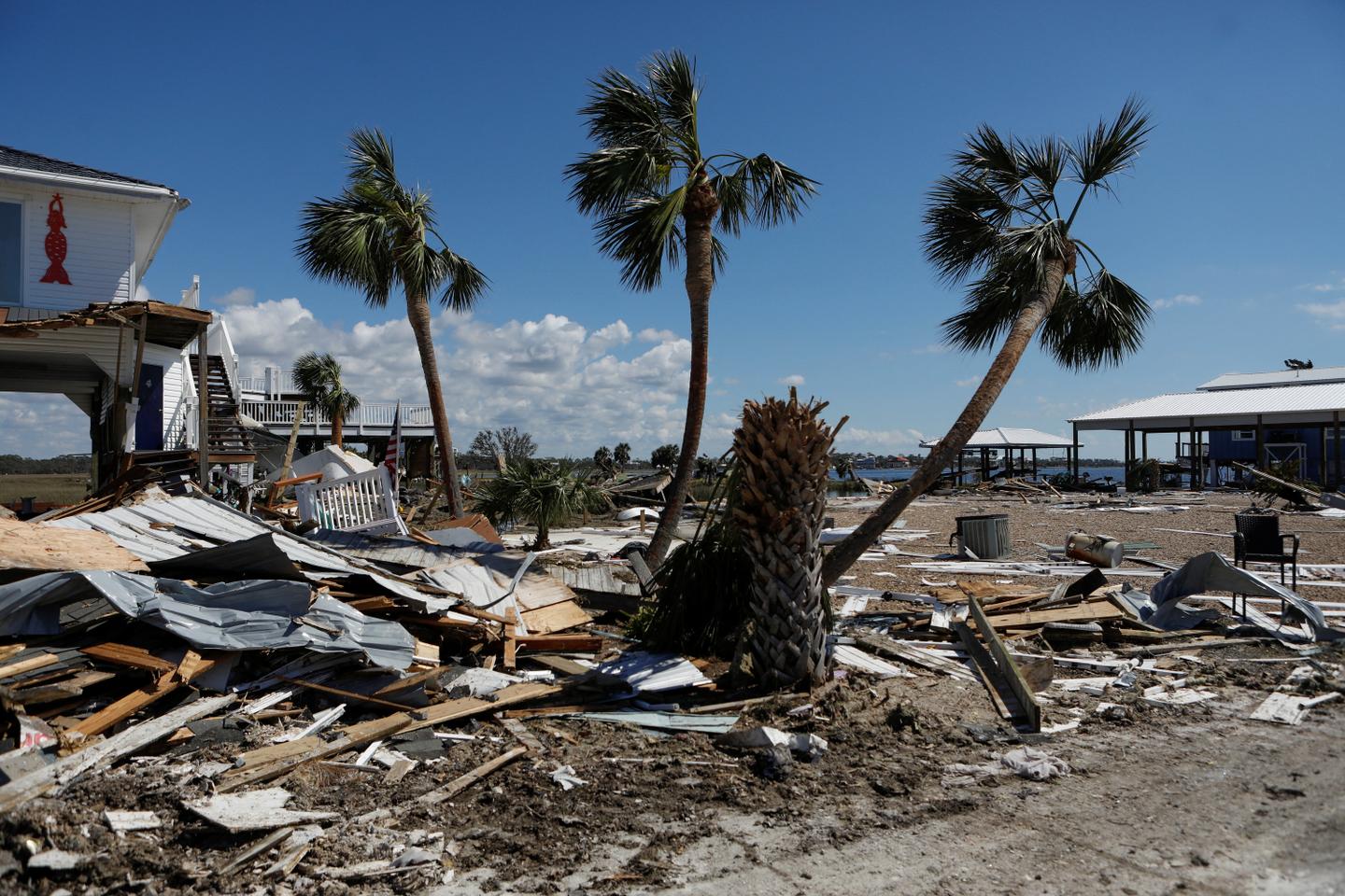 At least 93 people killed in the wake of Hurricane Helene ...