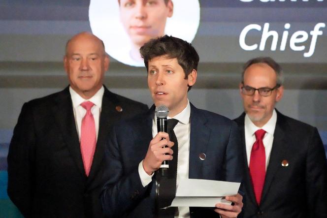 Sam Altman (au centre), PDG d’Open AI, lors de l’événement « Promouvoir le développement durable grâce à une IA sûre, sécurisée et digne de confiance », à la gare de Grand Central Terminal, à New York, le 23 septembre 2024.