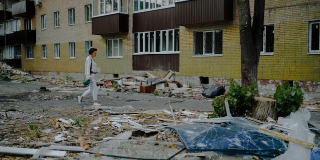 En relate, guerre en Ukraine : l’armée ukrainienne « tient bon » à Koursk, selon Volodymyr Zelensky thumbnail