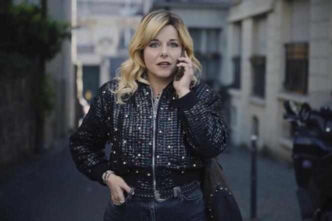 Laure Calamy dans la série « Une amie dévouée », 2024.