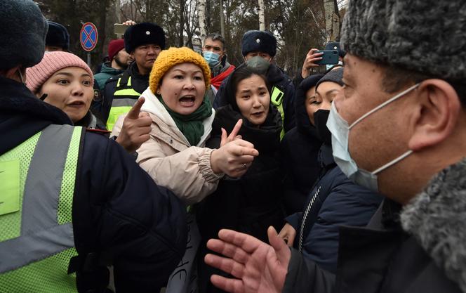 Manifestação em apoio ao jornalista Bolot Temirov em Bishkek (Quirguistão), em janeiro de 2022.