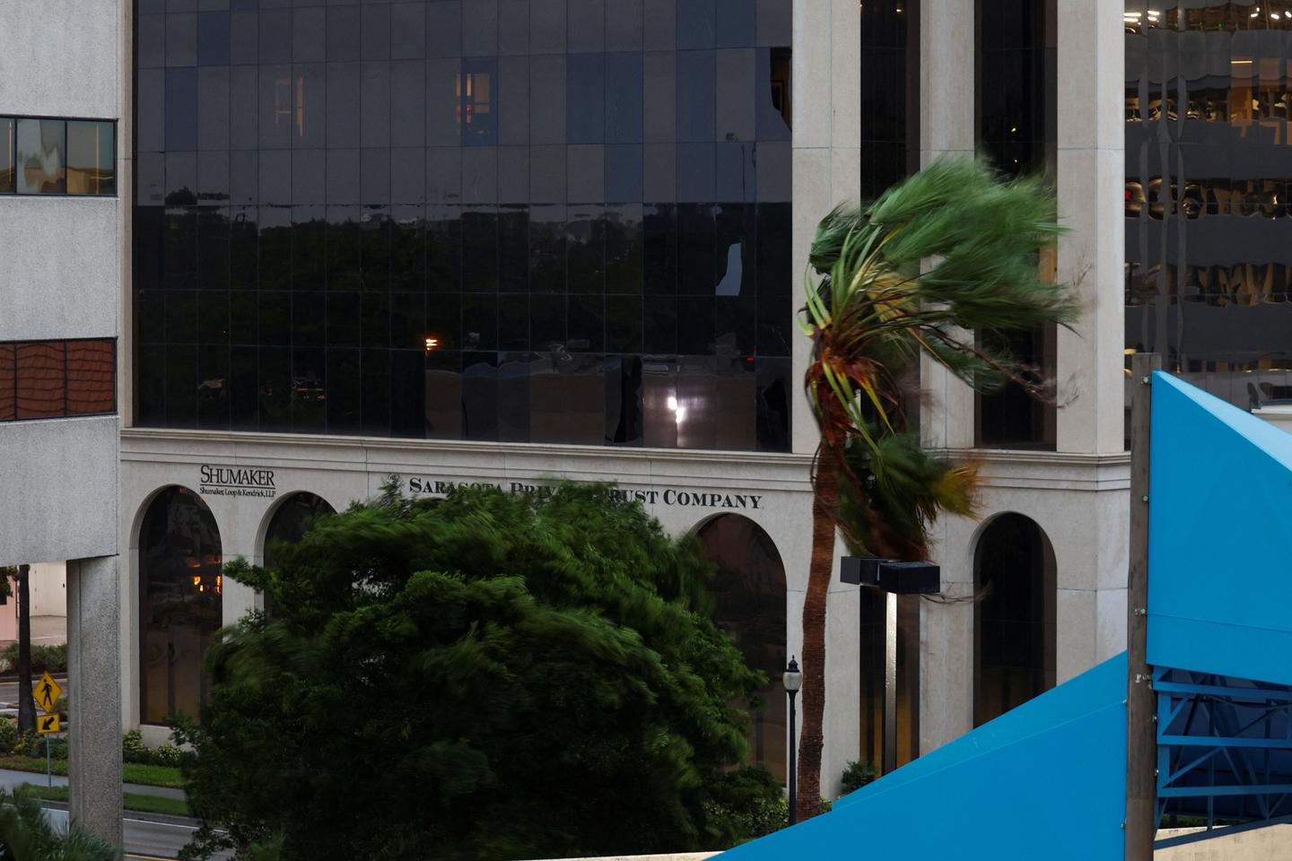 'Extremely dangerous' hurricane Milton makes landfall in Florida