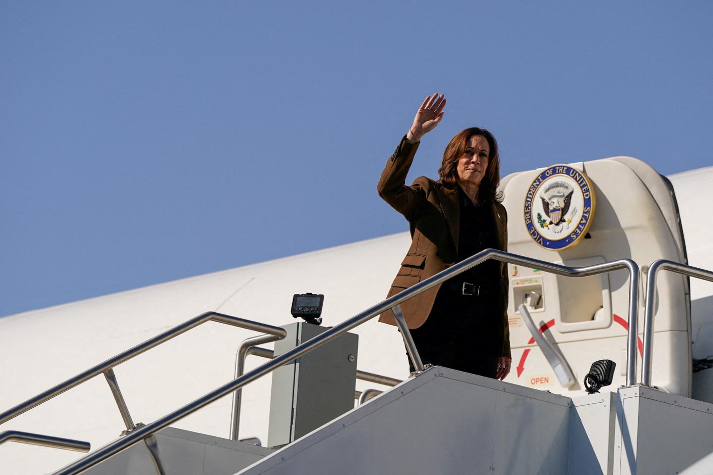 Kamala Harris receives bill of 'excellent health'