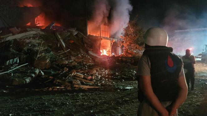 Após um ataque israelense que teve como alvo a cidade de Nabatiyé, no sul do Líbano, em 12 de outubro de 2024. 