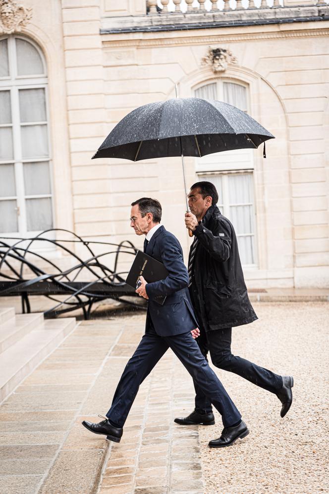 O Ministro do Interior, Bruno Retailleau, no Elysée, em Paris, 23 de setembro de 2024.