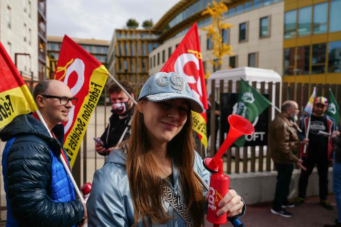 Ubisoft staff in France strike over home working