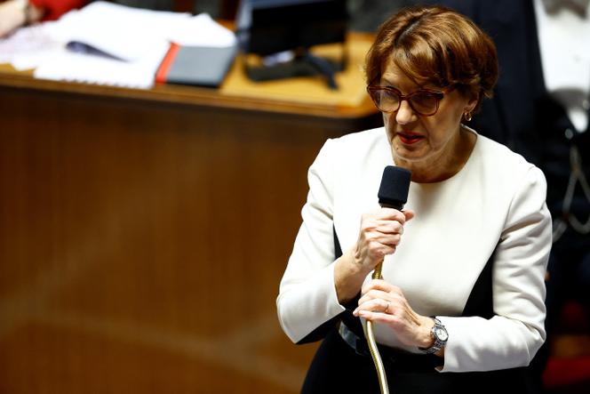 La ministre de l’agriculture, Annie Genevard, s’exprime lors de la session des questions au gouvernement, à l’Assemblée nationale, à Paris, le 16 octobre 2024. 