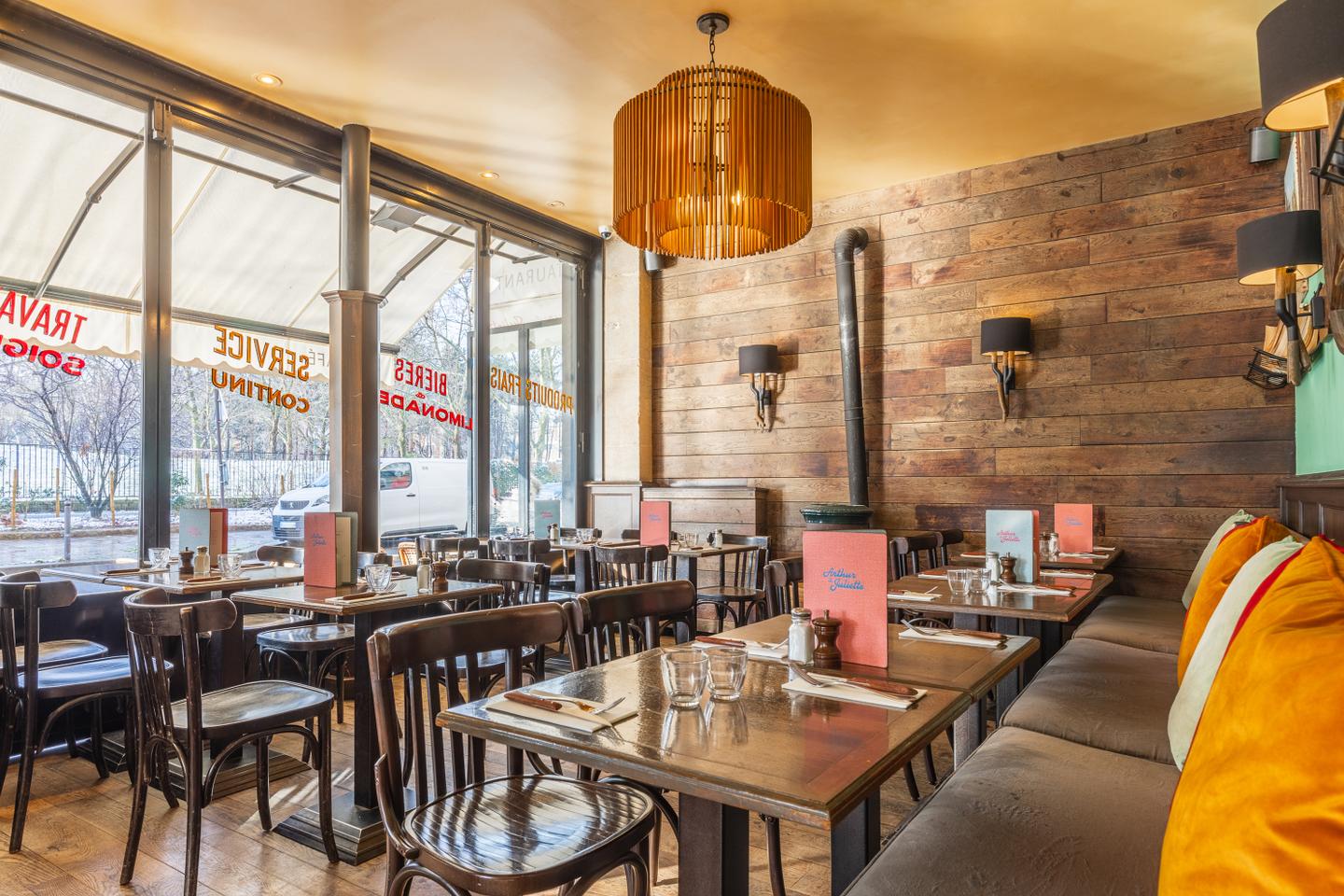 Ten Parisian bistros where you can really relax