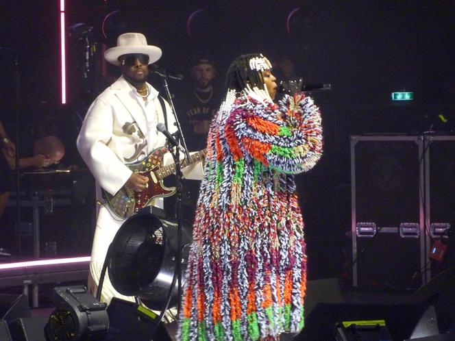 Lauryn Hill e Wyclef Jean, na Accor Arena em Paris, 18 de outubro de 2024.