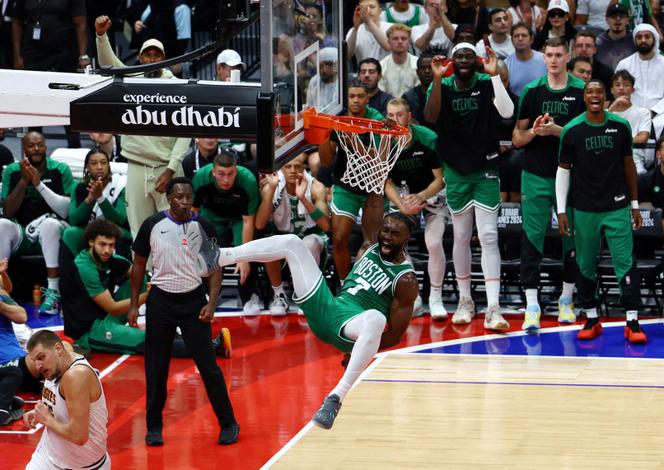 Jaylen Brown, des Celtics de Boston, lors d’un match de présaison à Abou Dhabi, aux Emirats arabes unis, le 6 octobre 2024.