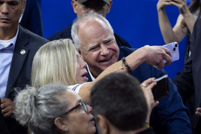 Tim Walz, lors d’un meeting dans le Wisconsin, le 22 octobre 2024. 