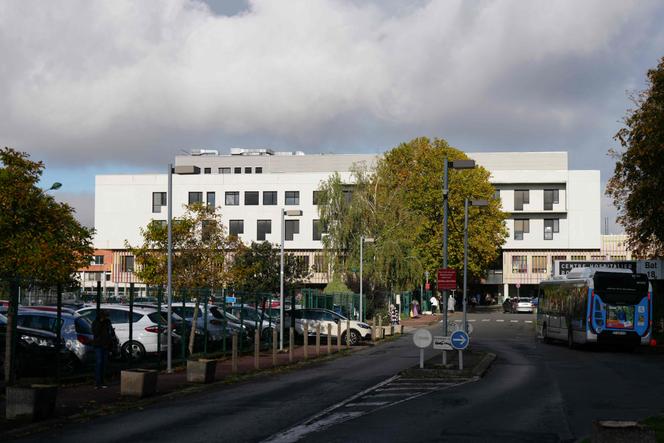 La maternité de l’hôpital Robert-Ballanger à Aulnay-sous-Bois (Seine-Saint-Denis), le 22 octobre 2024, où un nourrison de 17 jours, né prématuré, a été enlevé par ses parents la nuit précédente.
