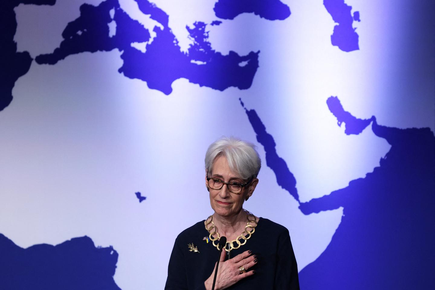 Wendy Sherman: Russia's 'main purpose is to sow division in the United States'