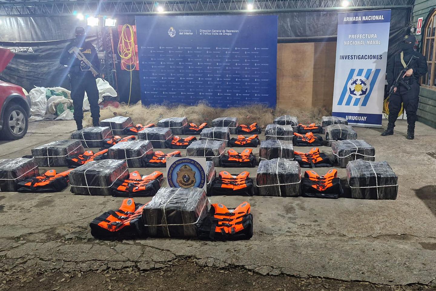 Uruguay is gripped by cocaine trafficking amid elections