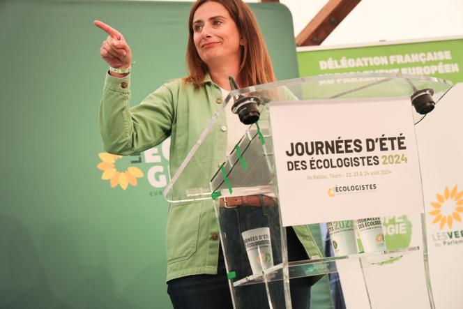 Marine Tondelier, lors d’un discours aux journées d’été des Ecologistes, à Tours, le 22 août 2024.