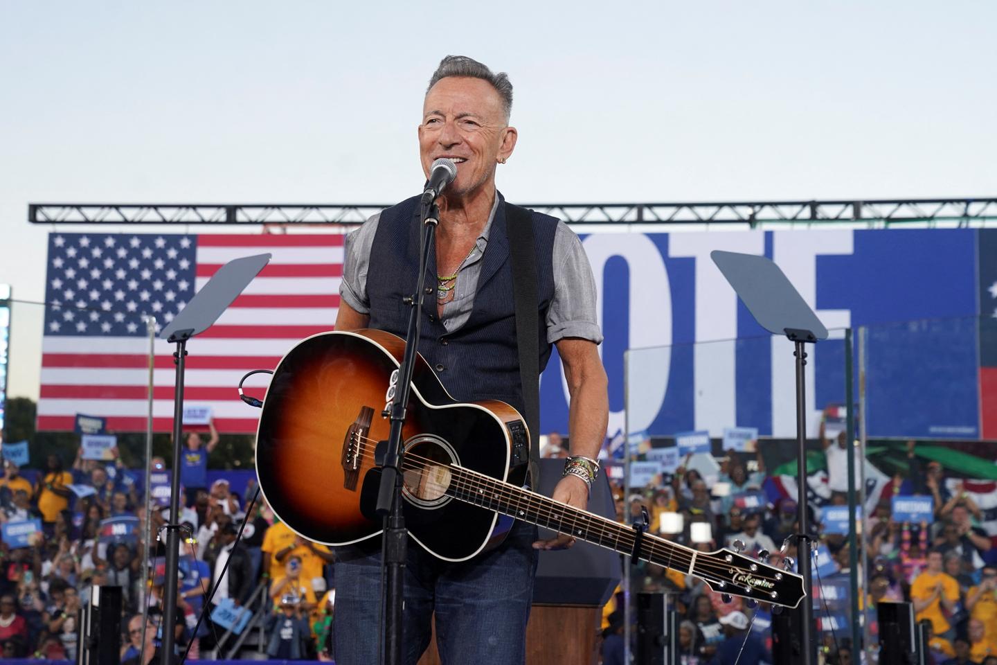 Harris joined by Bruce Springsteen and Obama in star-studded swing state rally
