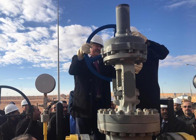Abdelmoumen Ould Kaddour, então diretor-geral da empresa pública Sonatrach, durante o lançamento de um novo gasoduto na Argélia, em fevereiro de 2018.