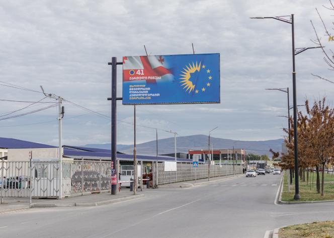Um sinal do partido governante Georgian Dream, em Gori, 24 de outubro de 2024.