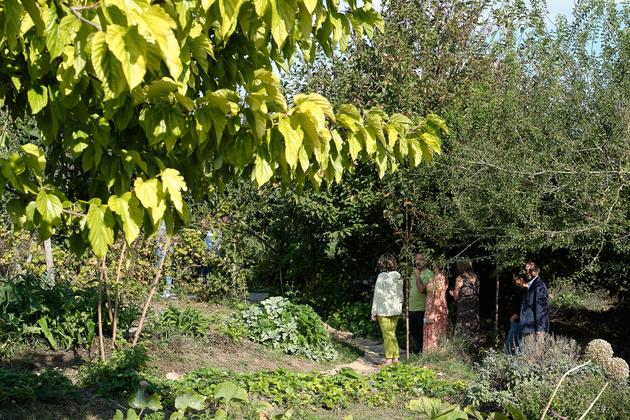 Une visite du potager du BiO’Pôle de Léa, proposée par l'association Graines de troc, le 18 septembre 2024, à Périgny (Charente-Maritime).