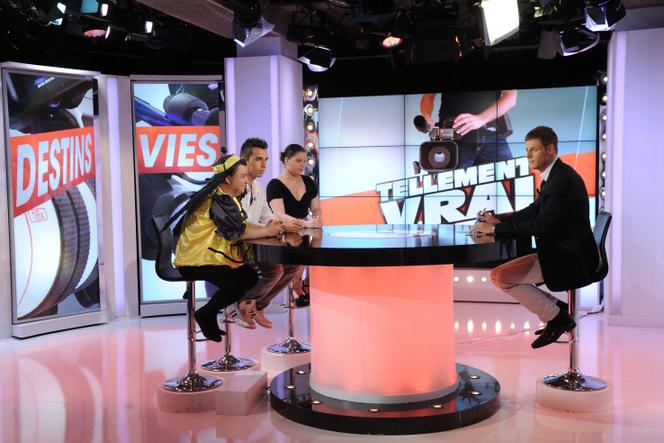 Gravação da revista “Tellement vérité”, apresentada por Matthieu Delormeau, nos sets do NRJ12, em Paris, 17 de setembro de 2012. 