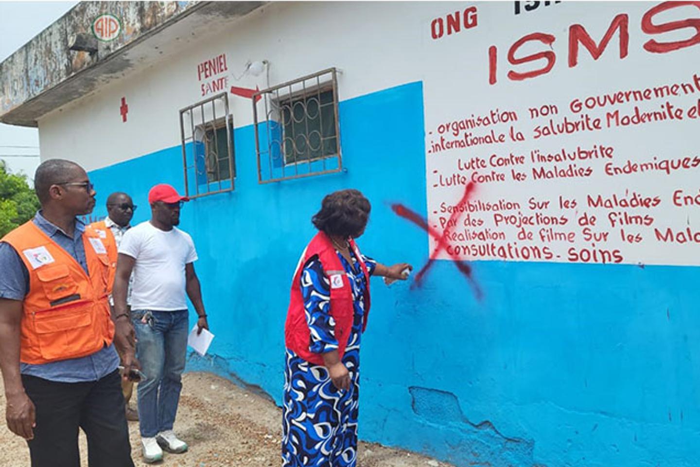 En Côte d'Ivoire, le gouvernement veut assainir le secteur des cliniques privées illégales