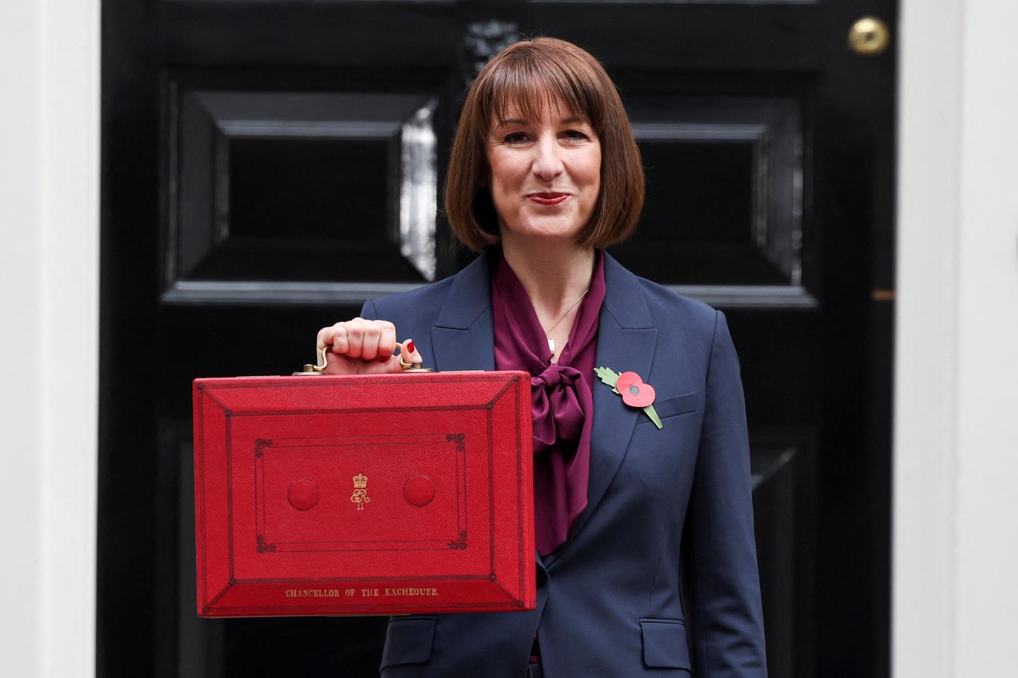 United Kingdom: Unprecedented tax hikes and investments in the Starmer government's first budget