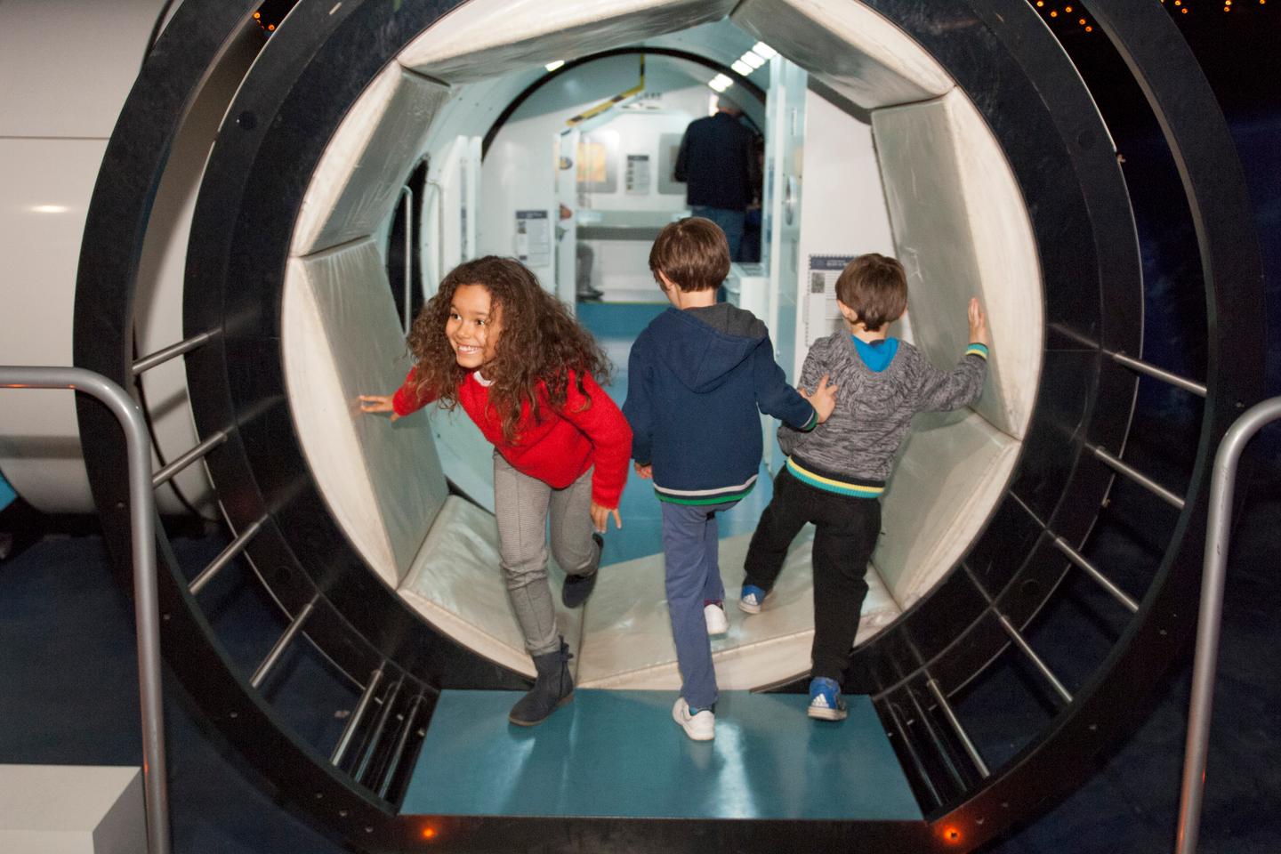 Head in the stars: Five astronomy activities for families around Paris