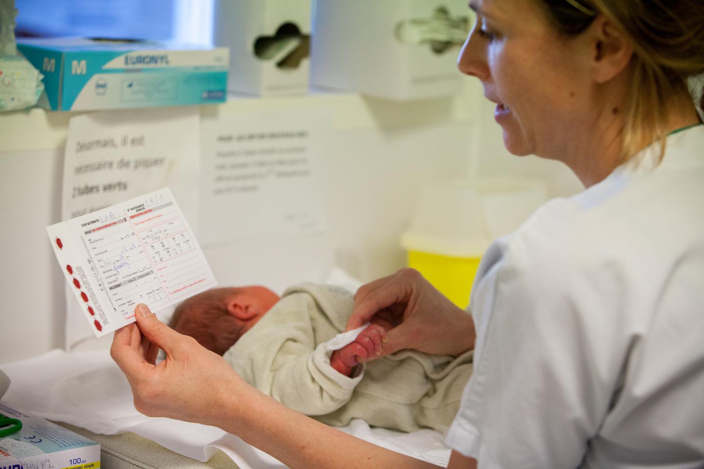 Sickle cell anemia, an anemia of genetic origin, finally detected in all newborns