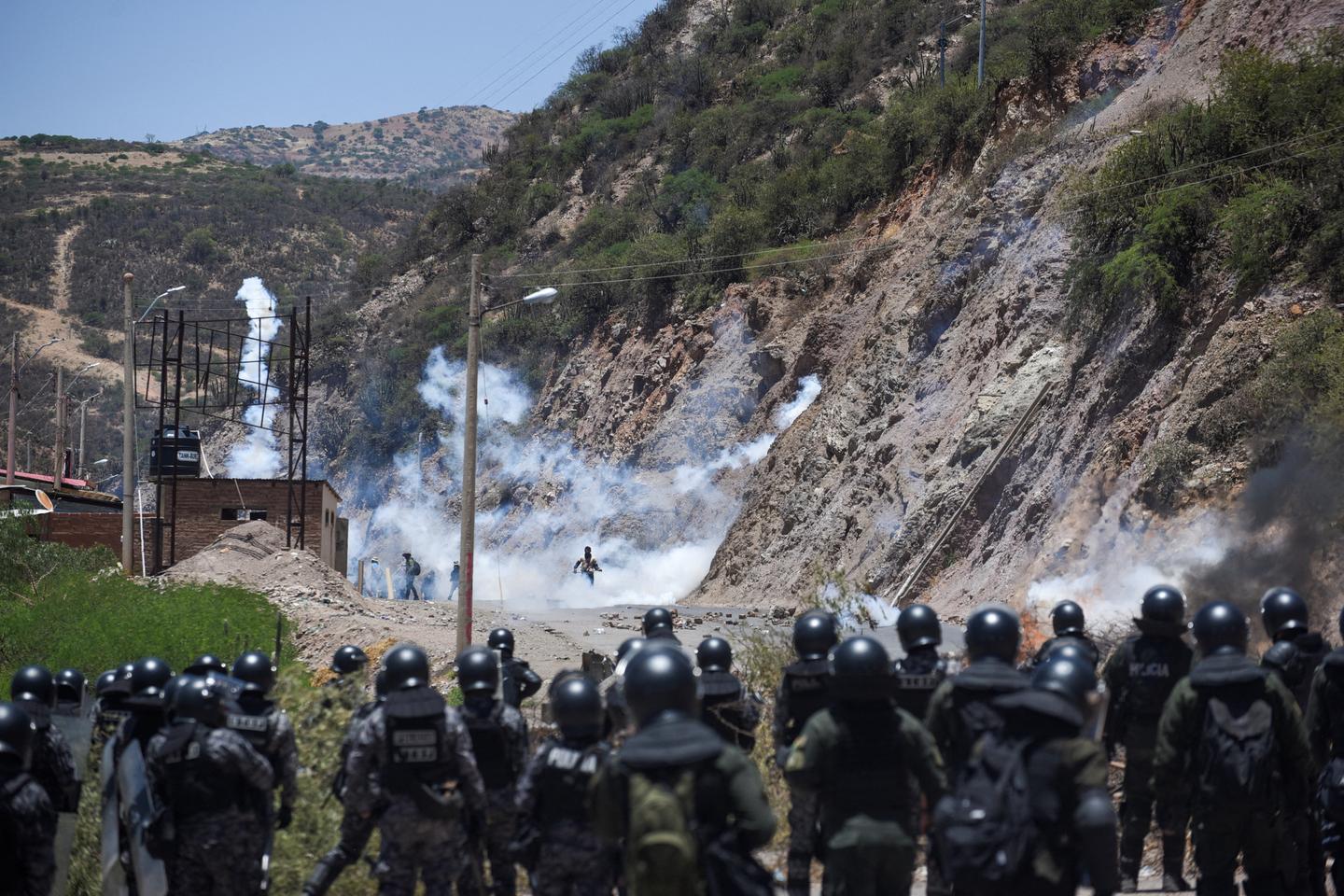 Bolivia's government accuses supporters of ex-President Evo Morales of taking 200 soldiers hostage