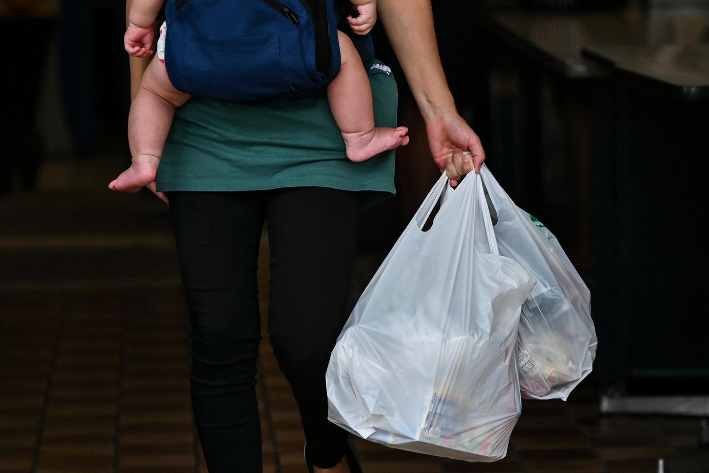 Plastic: Sweden abolishes a tax on single-use bags despite its proven effectiveness
