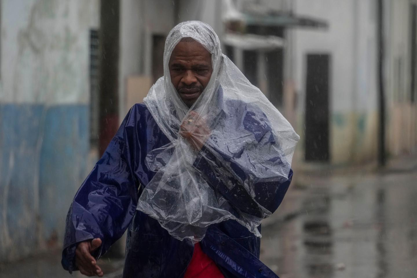 Hurricane Rafael causes nationwide blackout in Cuba