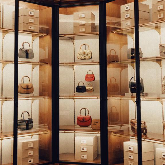 gucci ラグランt archive The Gucci archives, a Florentine setting for revisiting the past