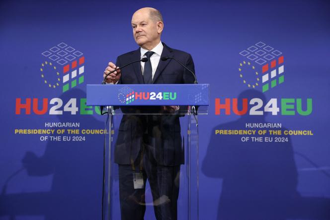 O chanceler alemão Olaf Scholz durante a cimeira da Comunidade Política Europeia, em Budapeste, 8 de novembro de 2024.