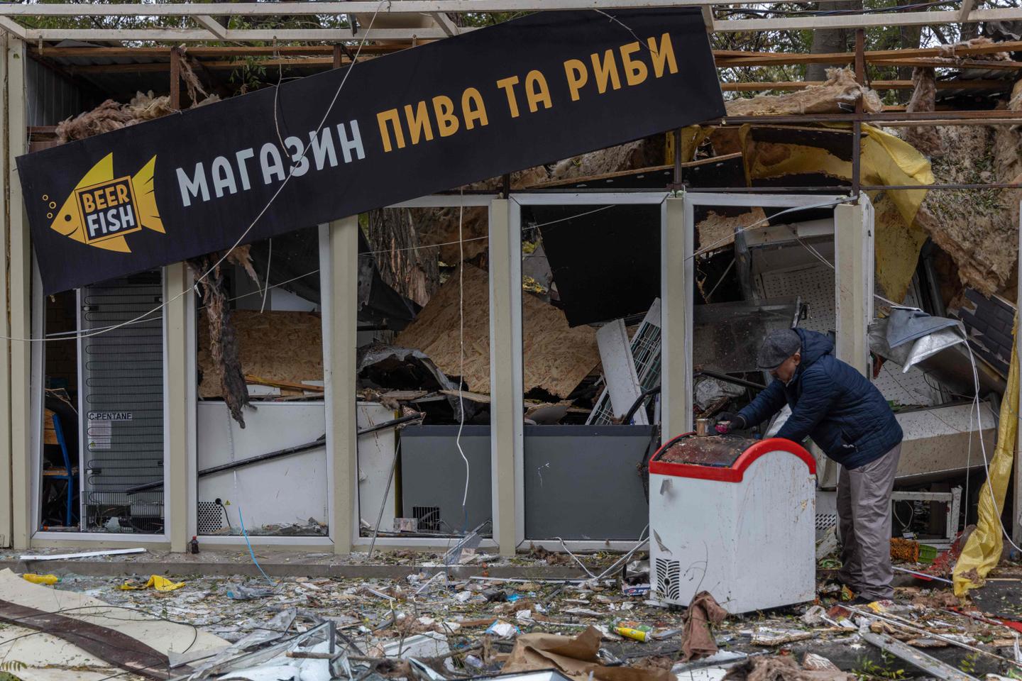 Russia and Ukraine launch biggest drone attacks of conflict