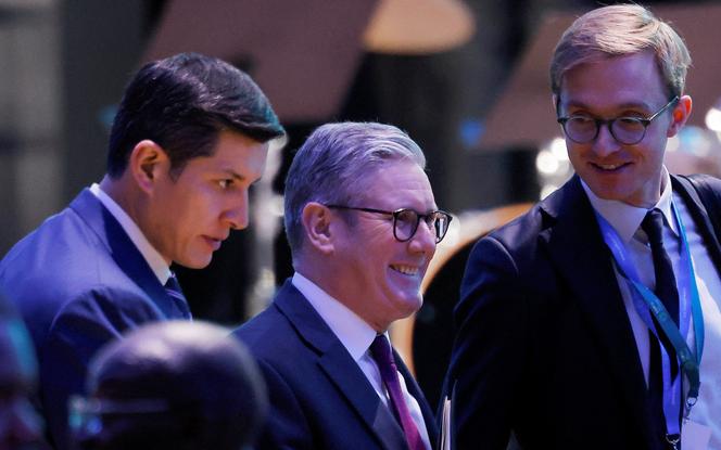 O primeiro-ministro britânico, Keir Starmer, participa da cerimônia de abertura da conferência COP29 da ONU sobre mudanças climáticas em Baku, Azerbaijão, em 12 de novembro de 2024.