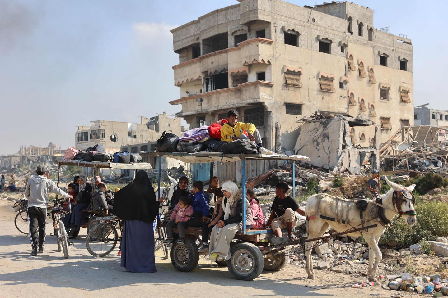 UN condemns 'acts reminiscent of the gravest international crimes' in Gaza, as Washington clears Israel on aid compliance