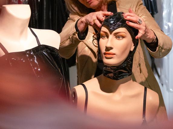 Onlayn retro italyan porno filmlar