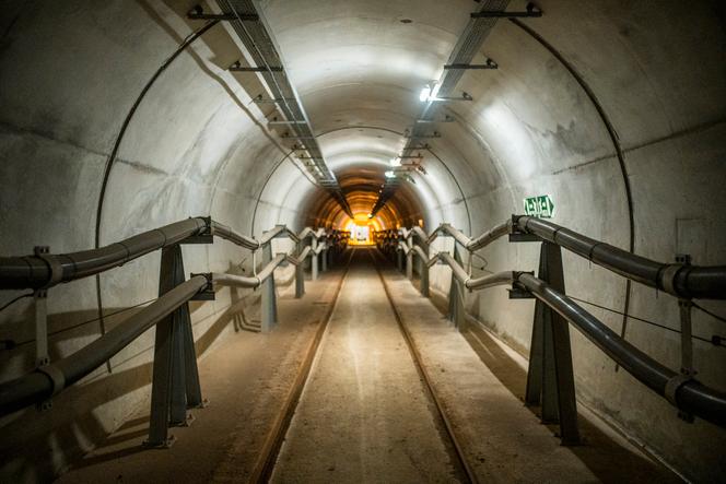 Passagem subterrânea de cabos de alta tensão na interligação elétrica França-Espanha, em Baixas (Pirenéus Orientais), 19 de janeiro de 2023.