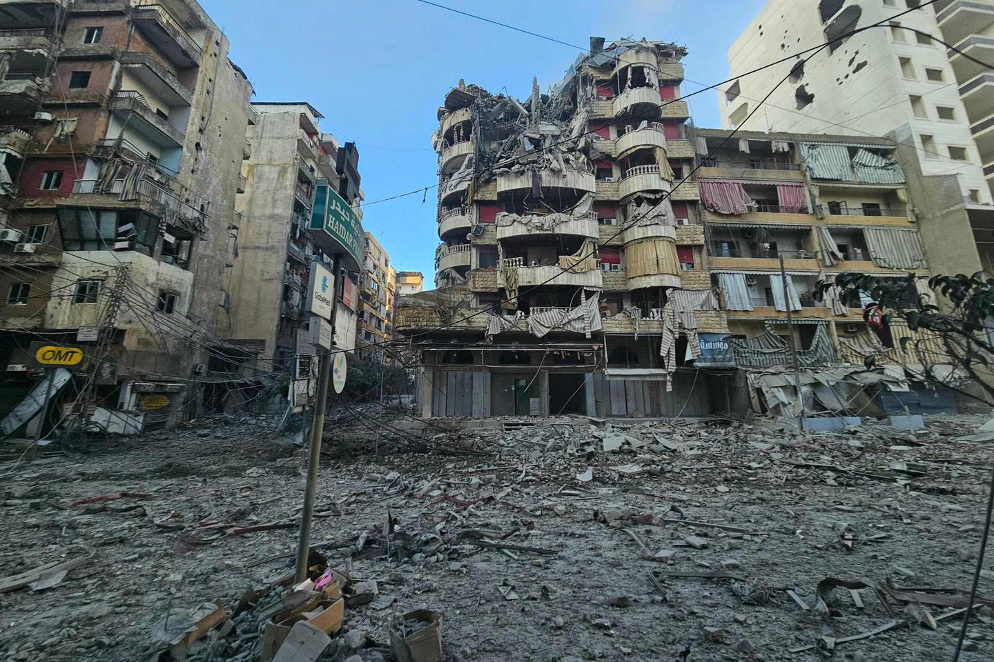 Israel pummels southern Beirut, 'heavy rocket barrage' on Haifa