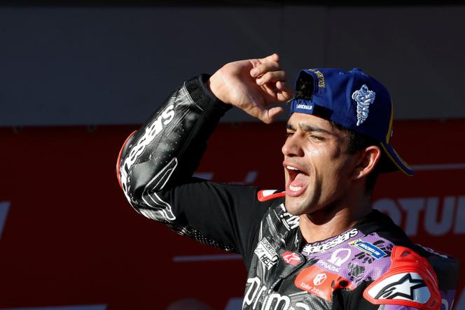 O espanhol Jorge Martin sagrou-se campeão mundial de MotoGP, após o terceiro lugar no Grande Prêmio de Barcelona, ​​em 17 de novembro de 2024.