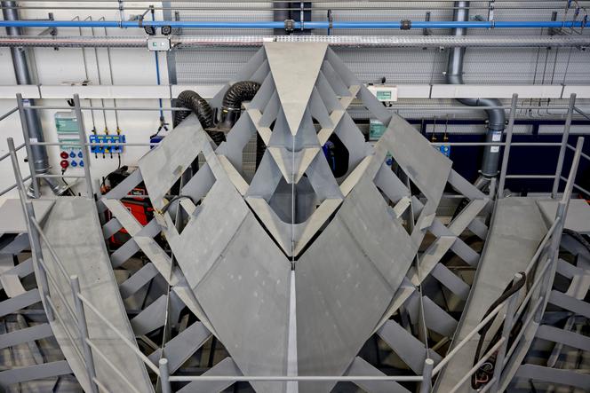 Estrutura metálica do casco de um navio na Haute Ecole de training Welding (Hefaïs) em Cherbourg (Manche), 29 de outubro de 2024. .