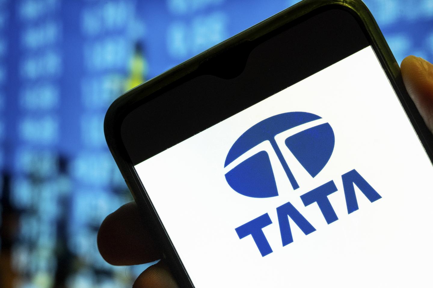 「タタは、世界のアップルの主要パートナーであるフォックスコンの競争相手のふりをしている」