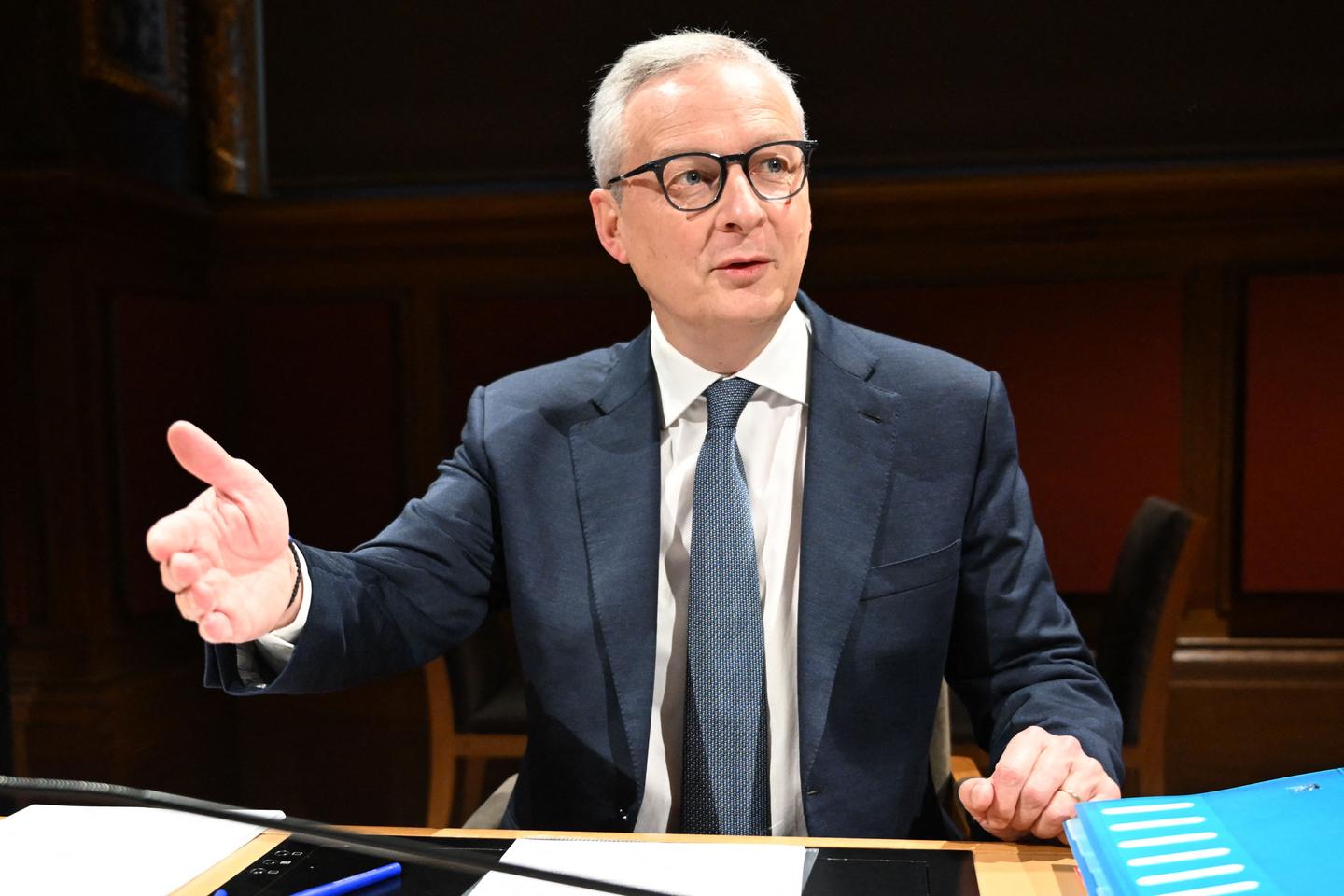 ブルーノ・ルメール氏とエリザベス・ボルン氏、財政赤字の爆発に関する上院議会使節団の結論に反応