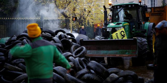 Salon de l’agriculture : un an après leur mouvement de colère, qu’ont obtenu les agriculteurs ? Posez vos questions
