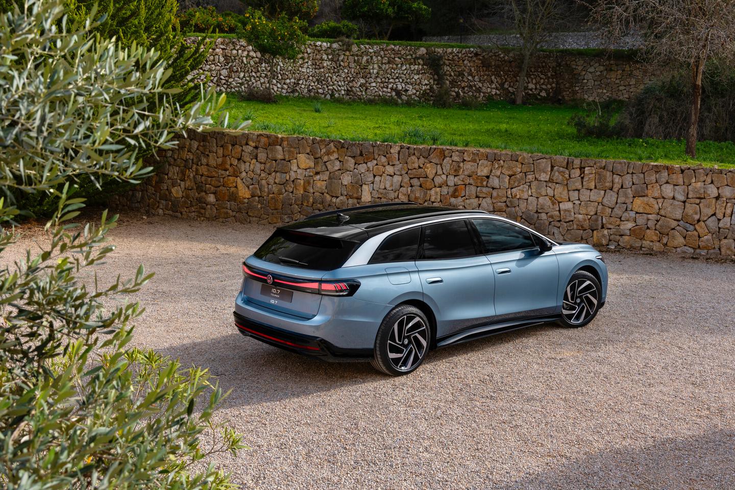 Volkswagen desafía a los SUV con una camioneta eléctrica